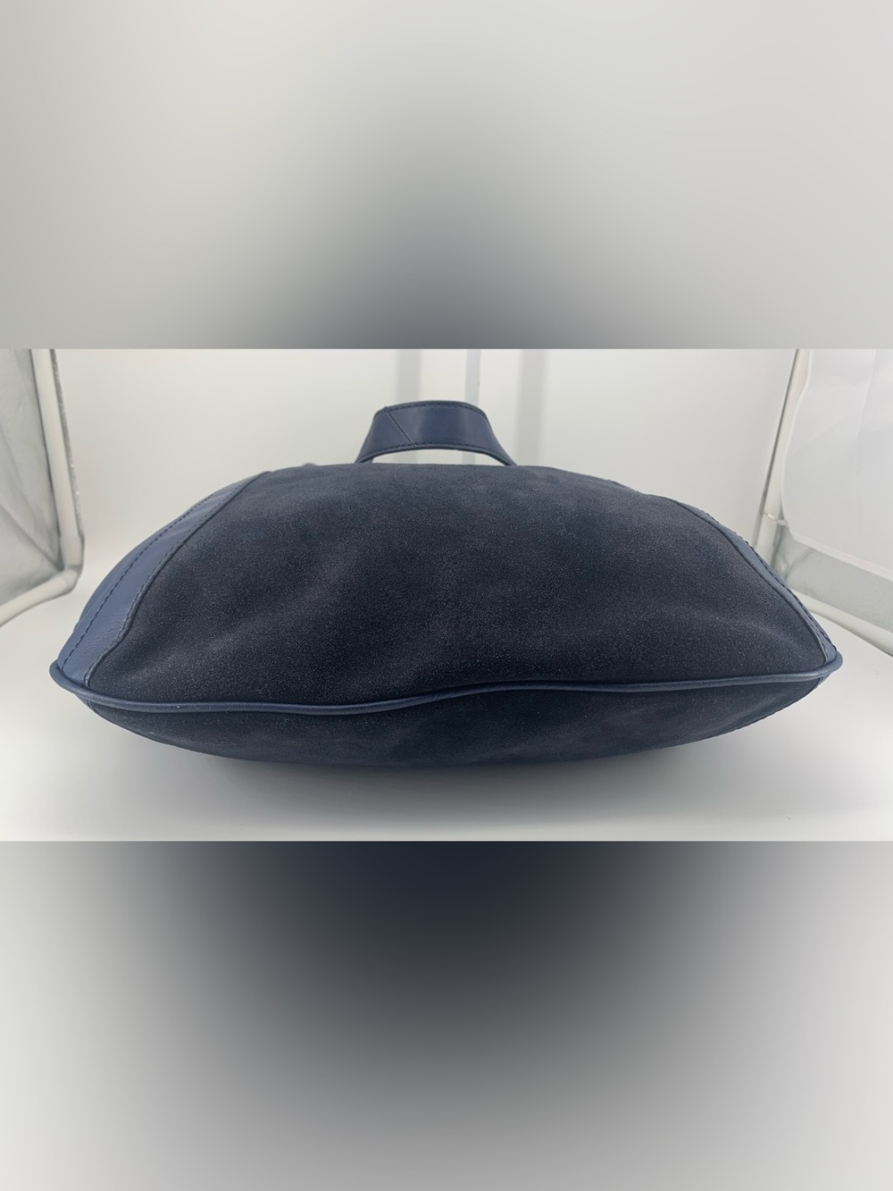 B Makowsky Shoulder Bag Blue Suede Leather - Picture 8 of 12